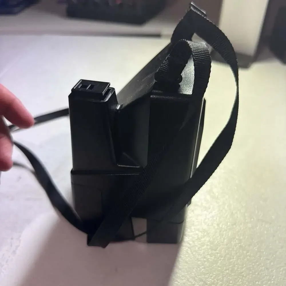 Vintage Polaroid Sun 600 LMS Instant Camera with Strap